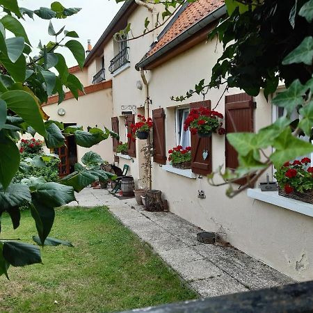 Les Alouettes B&B Hardecourt-aux-Bois Екстериор снимка