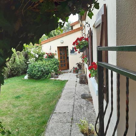 Les Alouettes B&B Hardecourt-aux-Bois Екстериор снимка